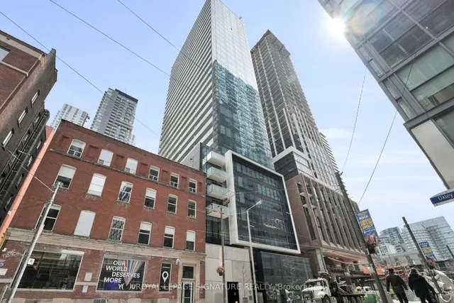 Additional property image - 11 Charlotte St Unit 2605