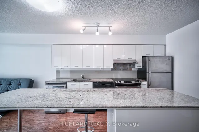 Additional property image - 15 Singer Crt Unit 512