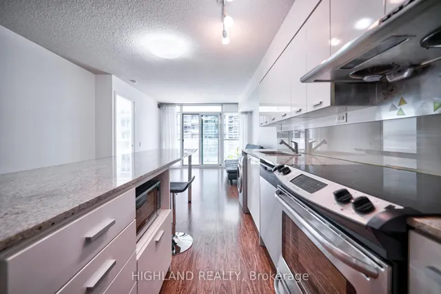 Additional property image - 15 Singer Crt Unit 512