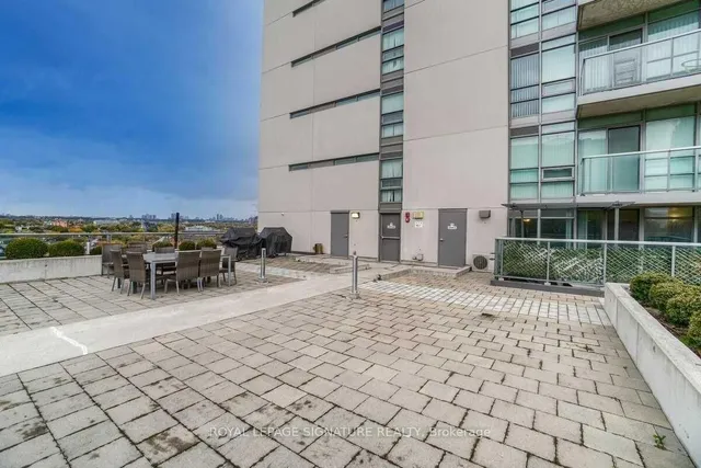 Additional property image - 68 Abell St Unit 933