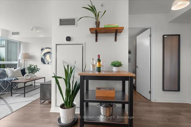 Additional property image - 68 Abell St Unit 933