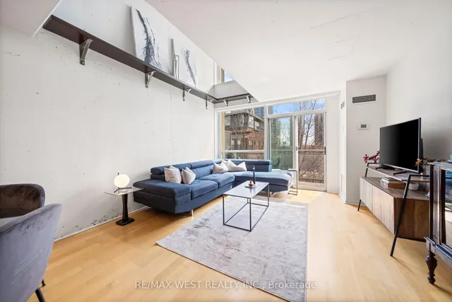 Additional property image - 954 King St Unit 510
