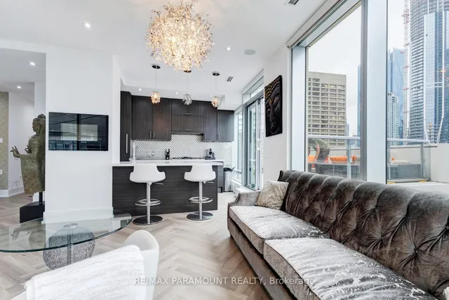 Additional property image - 39 Queens Quay Unit 1101
