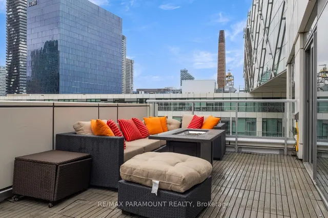 Additional property image - 39 Queens Quay Unit 1101