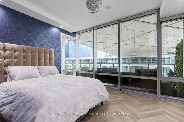 Additional property image - 39 Queens Quay Unit 1101
