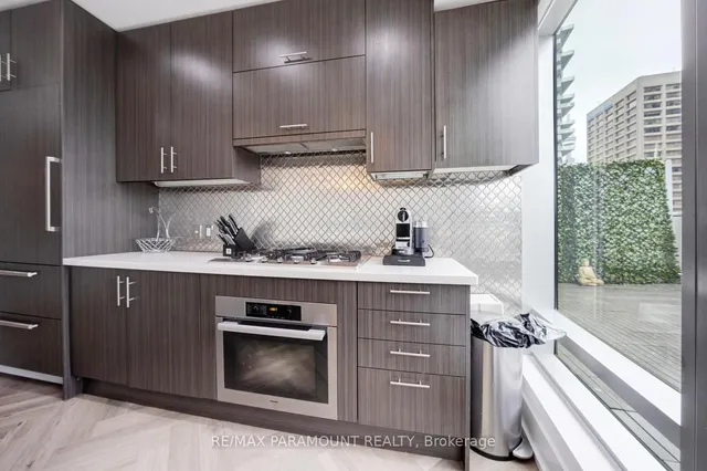 Additional property image - 39 Queens Quay Unit 1101