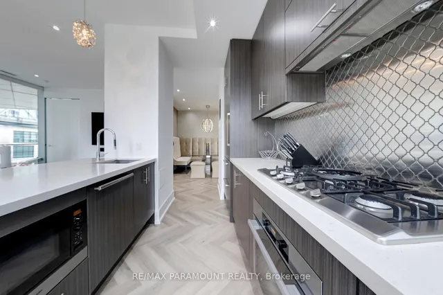 Additional property image - 39 Queens Quay Unit 1101