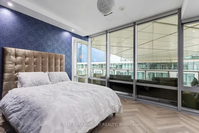 Additional property image - 39 Queens Quay Unit 1101