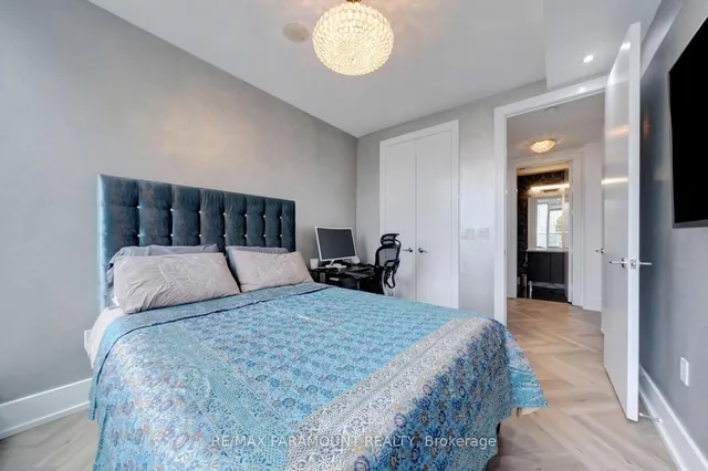 Additional property image - 39 Queens Quay Unit 1101