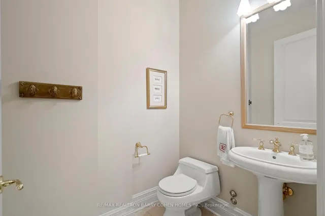 Additional property image - 1 Post Rd Unit 106
