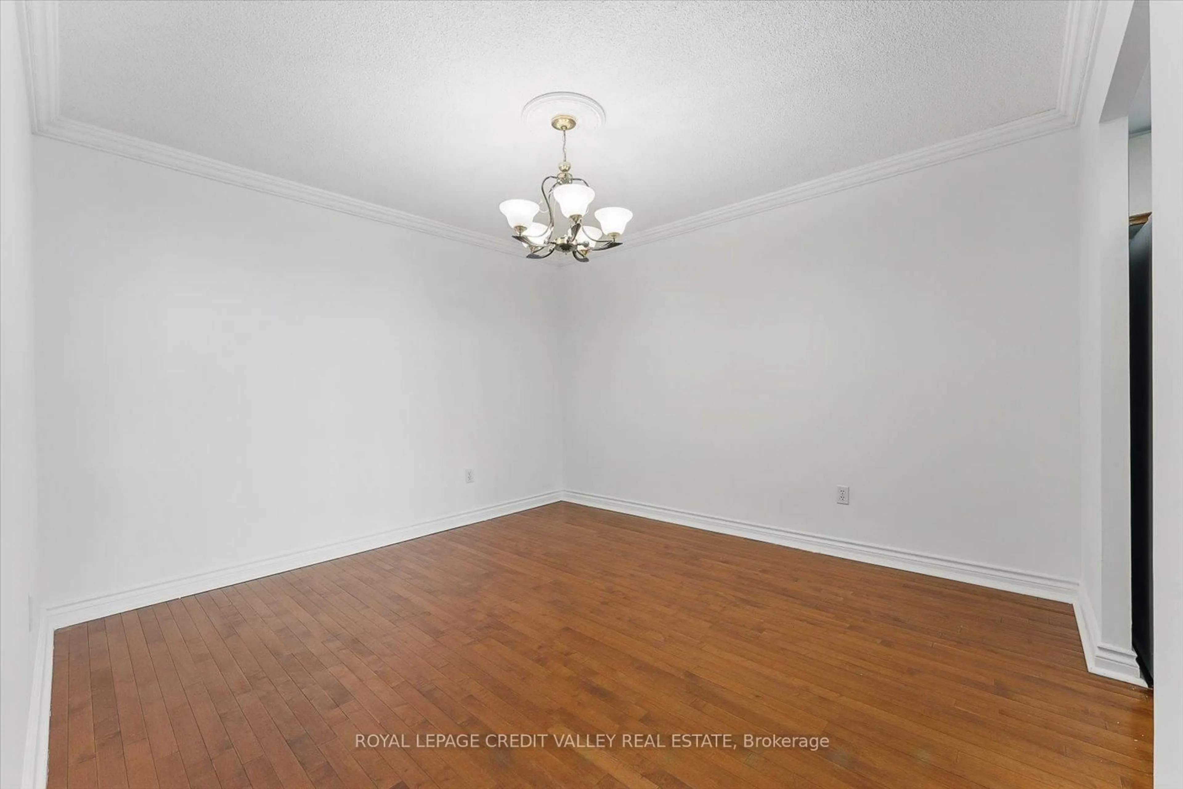 A pic of a room for 1200 Don Mills Rd #507, Toronto Ontario M3B 3N8