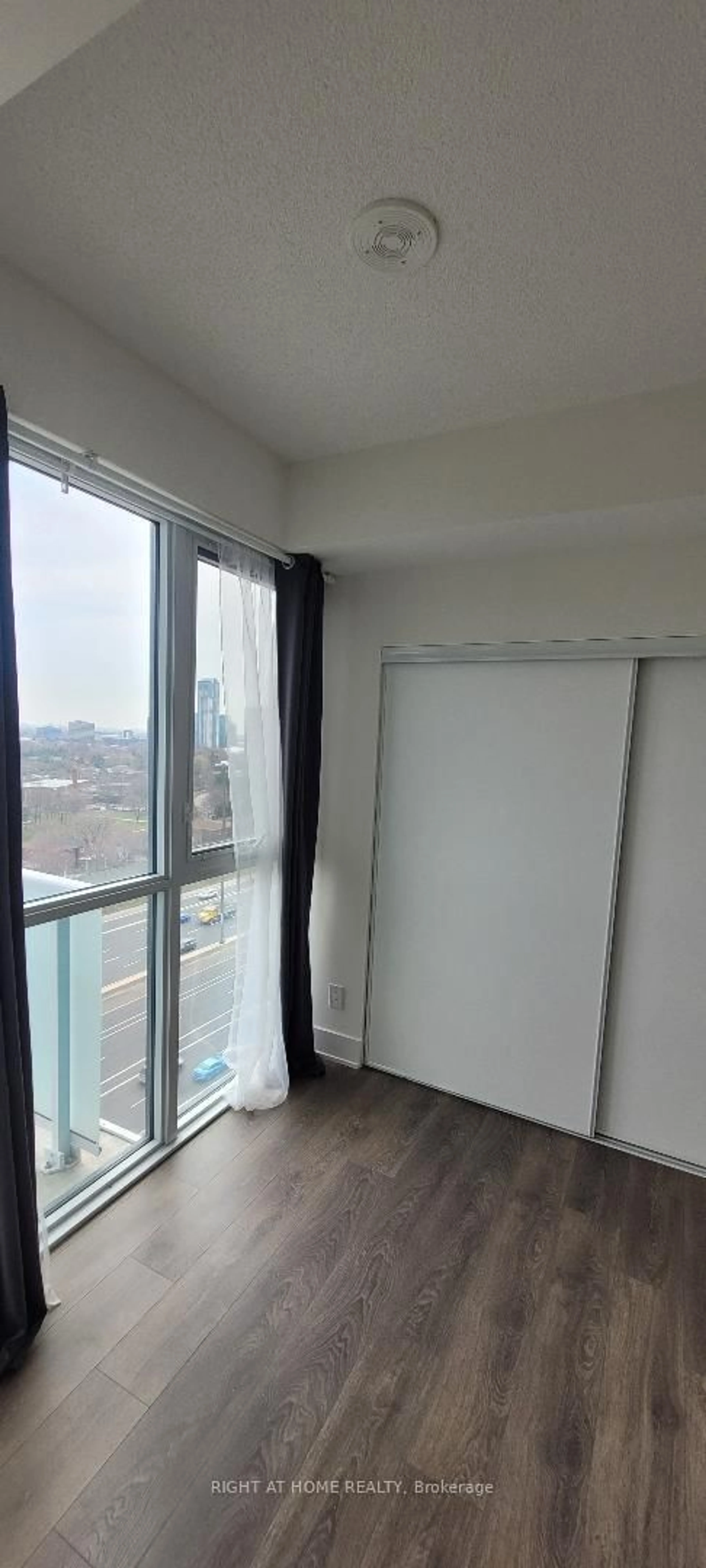 A pic of a room for 188 Fairview mall Dr #1507, Toronto Ontario M2J 0H7