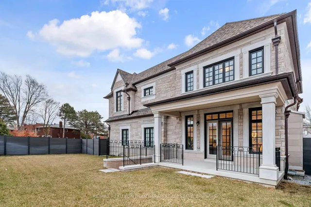 Additional property image - 29 Ballyconnor Crt
