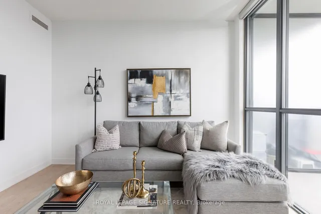 Additional property image - 110 Charles St Unit 3410