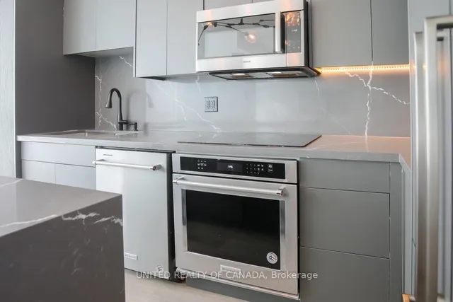Additional image 33 of 215 Fort York Blvd Unit #705
