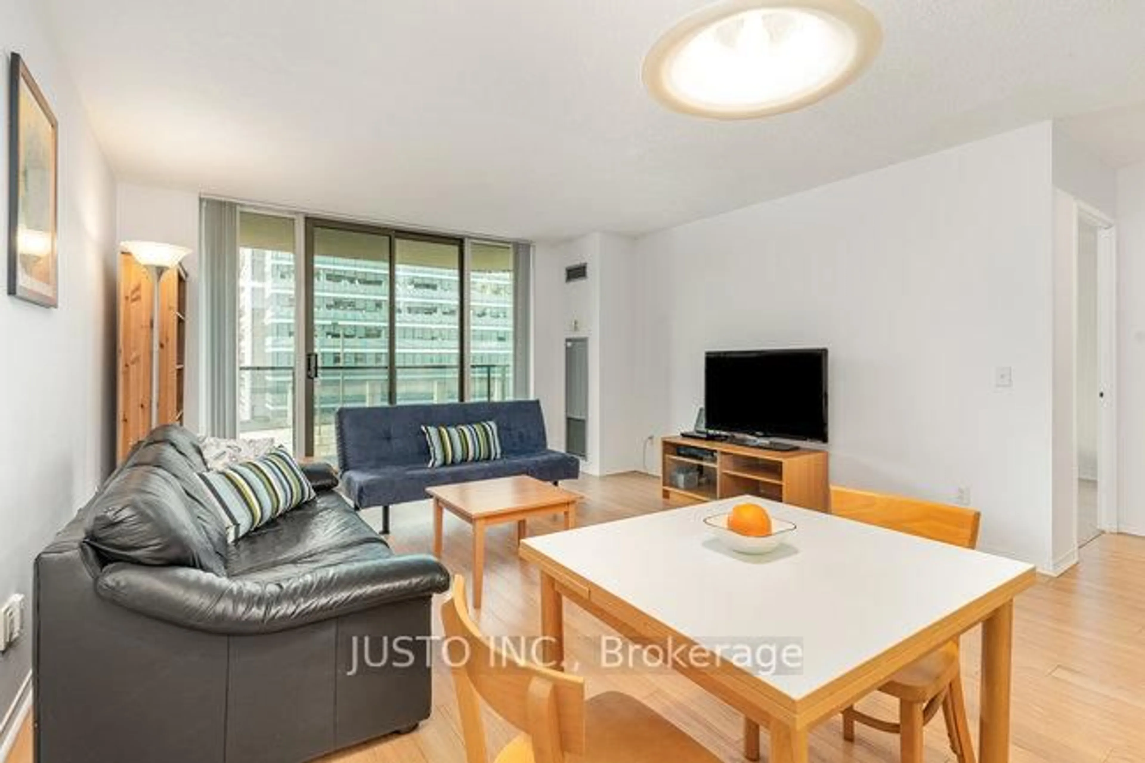 Living room with furniture, unknown for 750 Bay St #1108, Toronto Ontario M5G 1N6