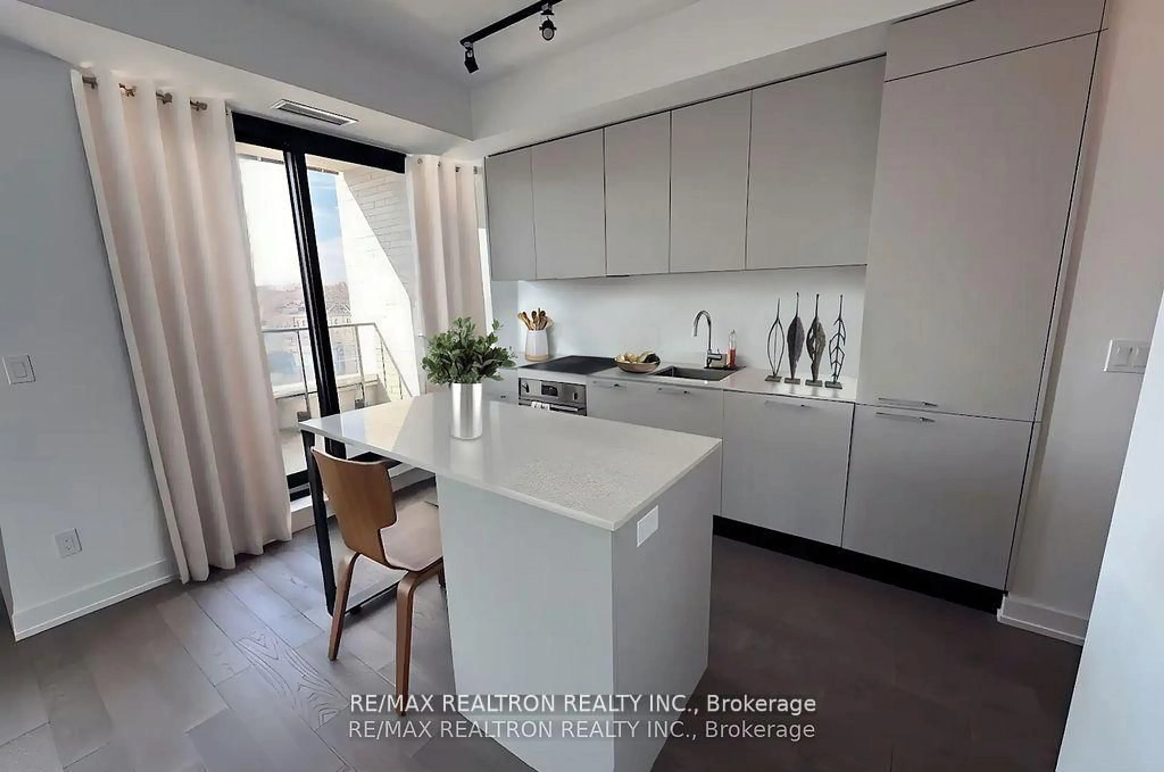 Contemporary kitchen, unknown for 200 Sudbury St #504, Toronto Ontario M6H 0H1