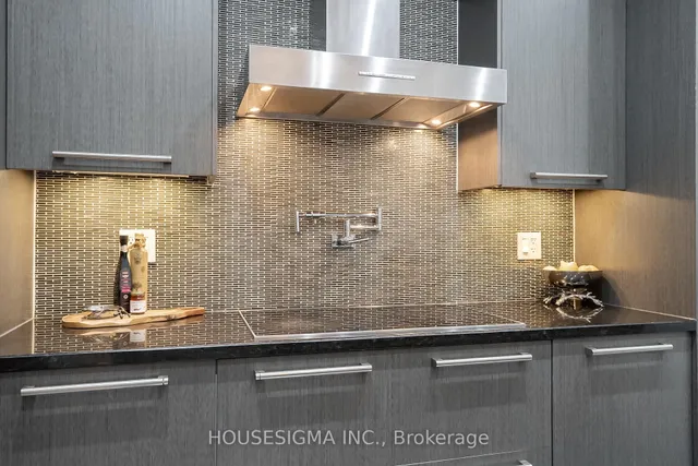 Additional property image - 311 Bay St Unit 4203