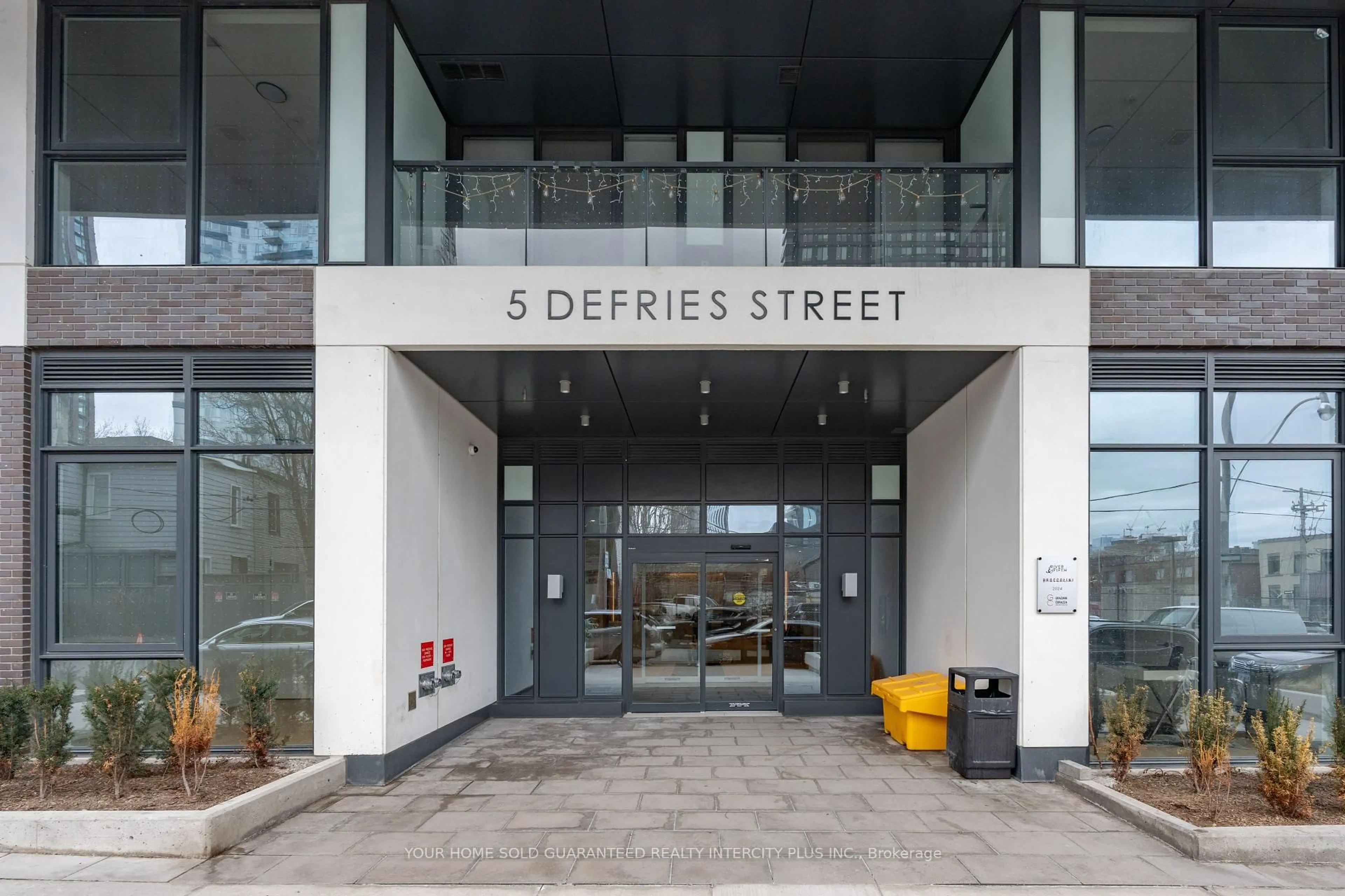 Unknown for 5 Defries St #1405, Toronto Ontario M5A 0W7