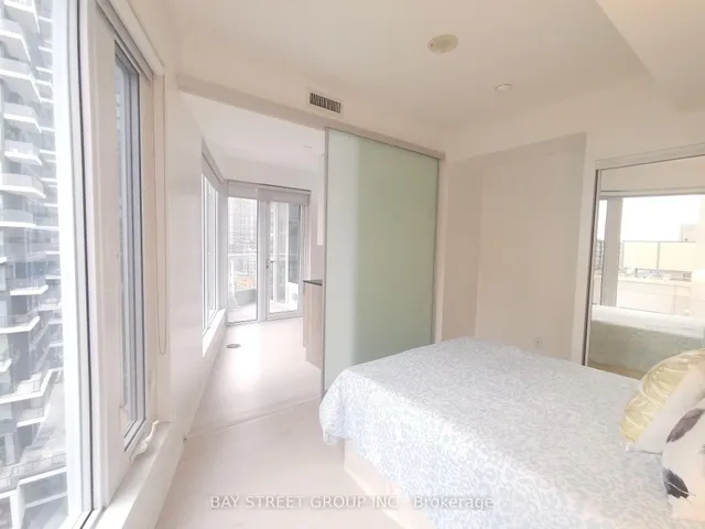 Additional property image - 68 Shuter St Unit 1602