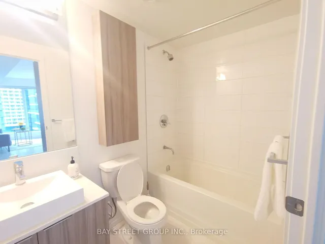 Additional property image - 68 Shuter St Unit 1602