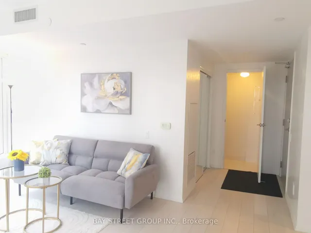 Additional property image - 68 Shuter St Unit 1602
