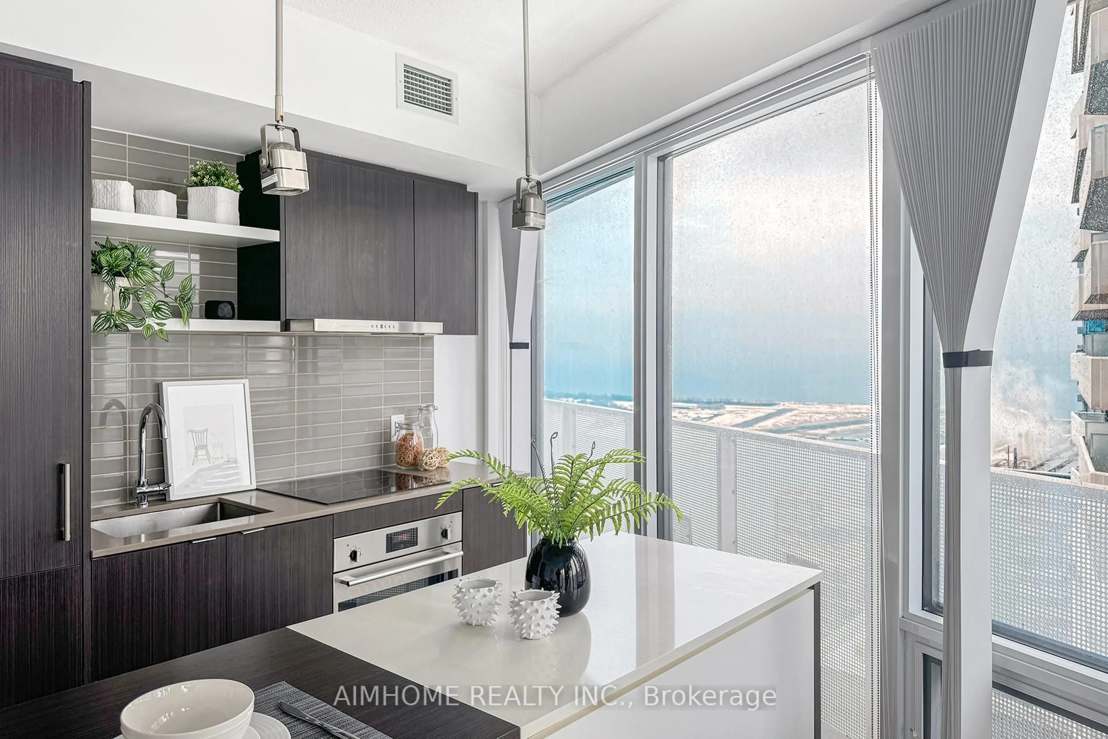 Contemporary kitchen, ceramic/tile floor for 88 Harbour St #5602, Toronto Ontario M5J 1B7