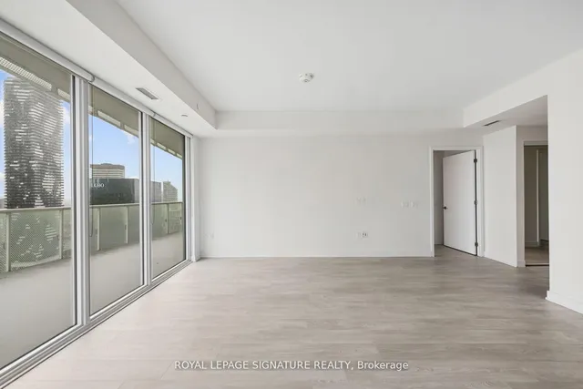 Additional property image - 15 Queens Quay Unit 3305