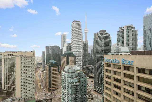 Additional property image - 15 Queens Quay Unit 3305