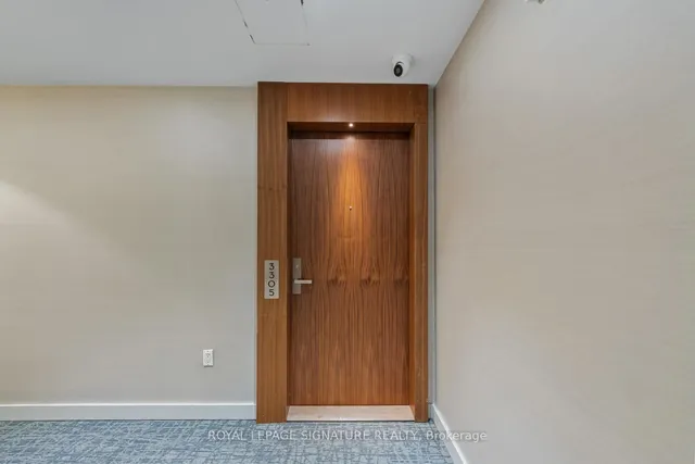 Additional property image - 15 Queens Quay Unit 3305