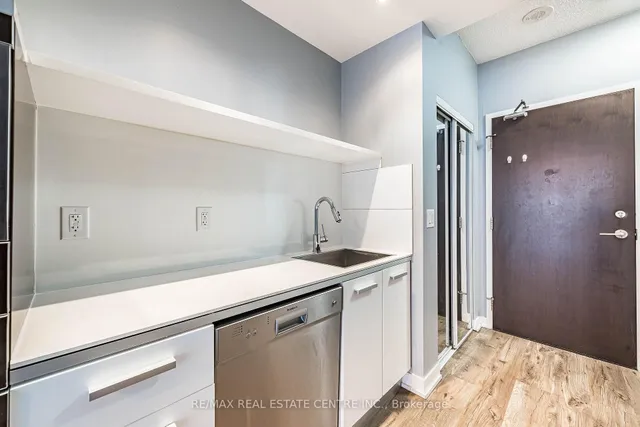 Additional image 14 of 38 Dan Leckie Way Unit 233