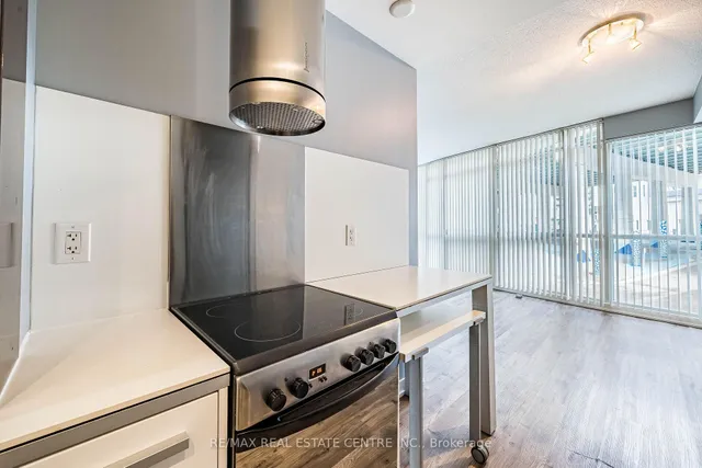 Additional image 16 of 38 Dan Leckie Way Unit 233