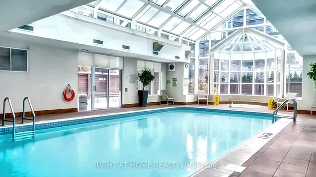 Additional image 19 of 28 Ted Rogers Way Unit 3008