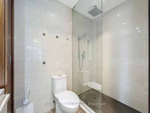 Additional image 4 of 5 Northtown Way Unit 316