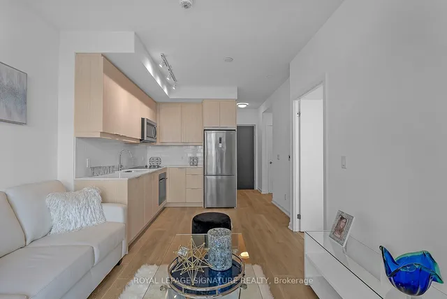 Additional property image - 36 Forest Manor Rd Unit 722