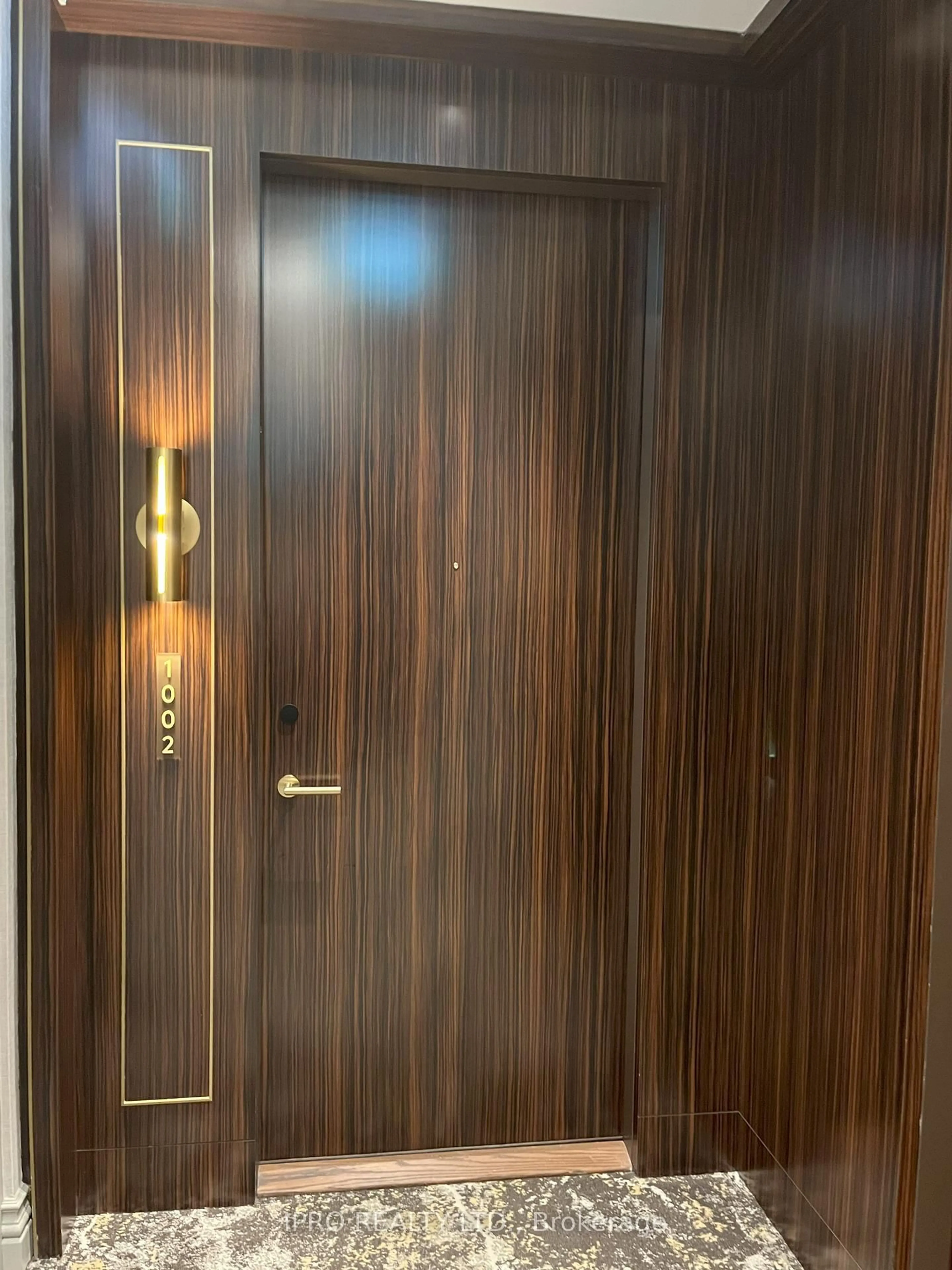 Indoor foyer for 455 Wellington St #1002, Toronto Ontario M5J 2R2