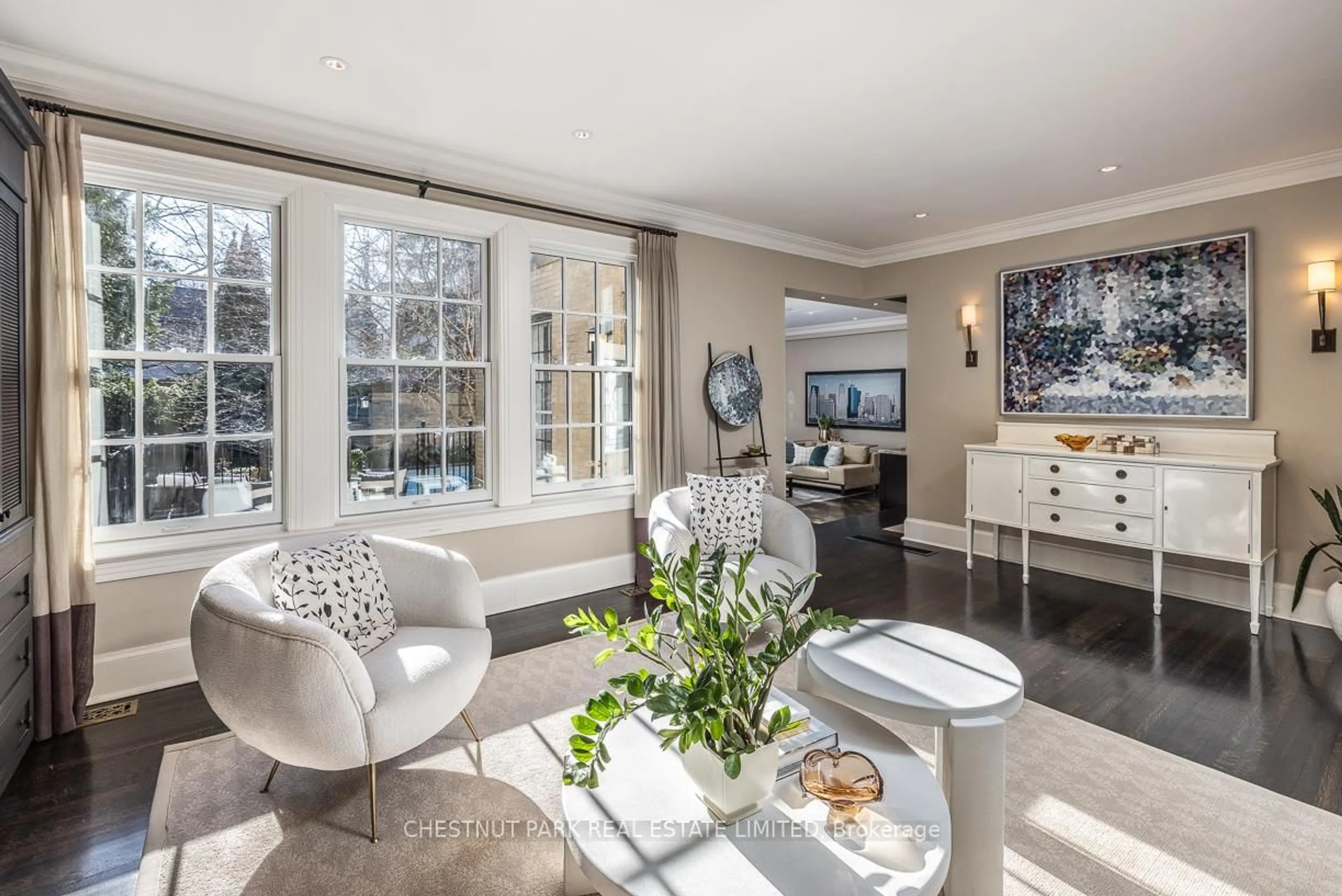Living room with furniture, unknown for 406 Glenayr Rd, Toronto Ontario M5P 3C7