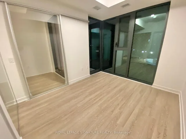 Additional property image - 250 Lawrence Ave Unit 316