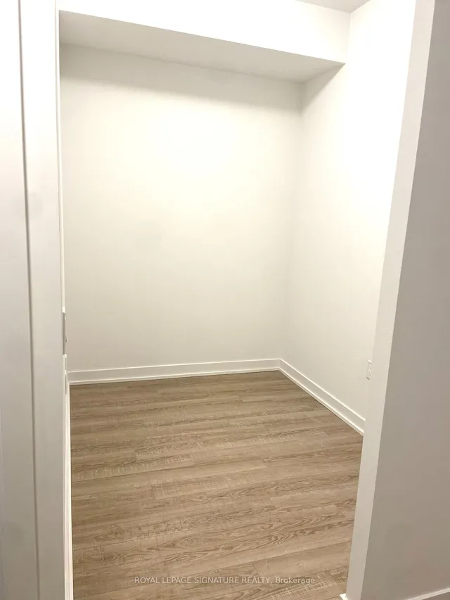 Additional property image - 250 Lawrence Ave Unit 316