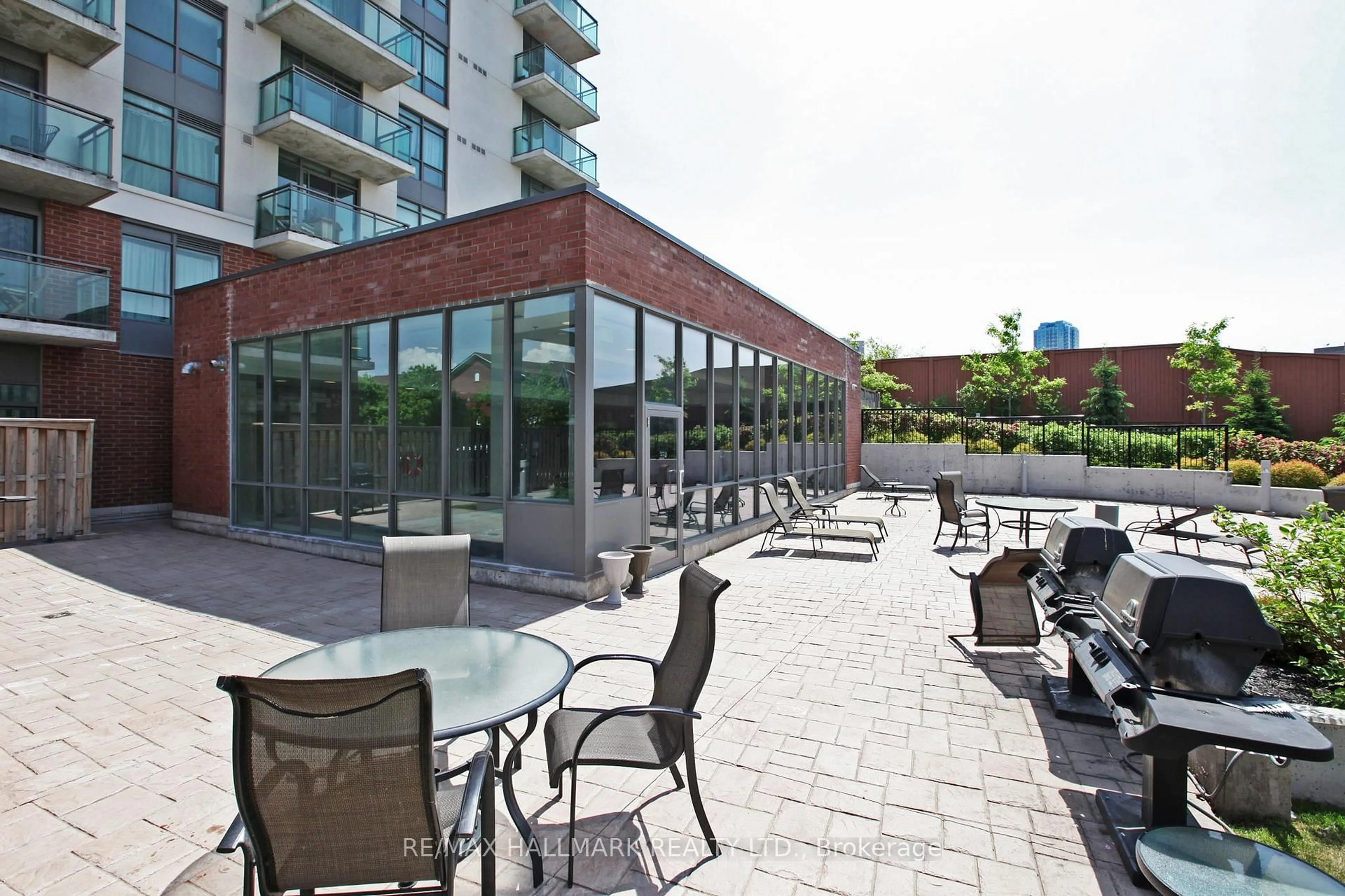 Patio, unknown for 120 Dallimore Circ #908, Toronto Ontario M3C 4J1
