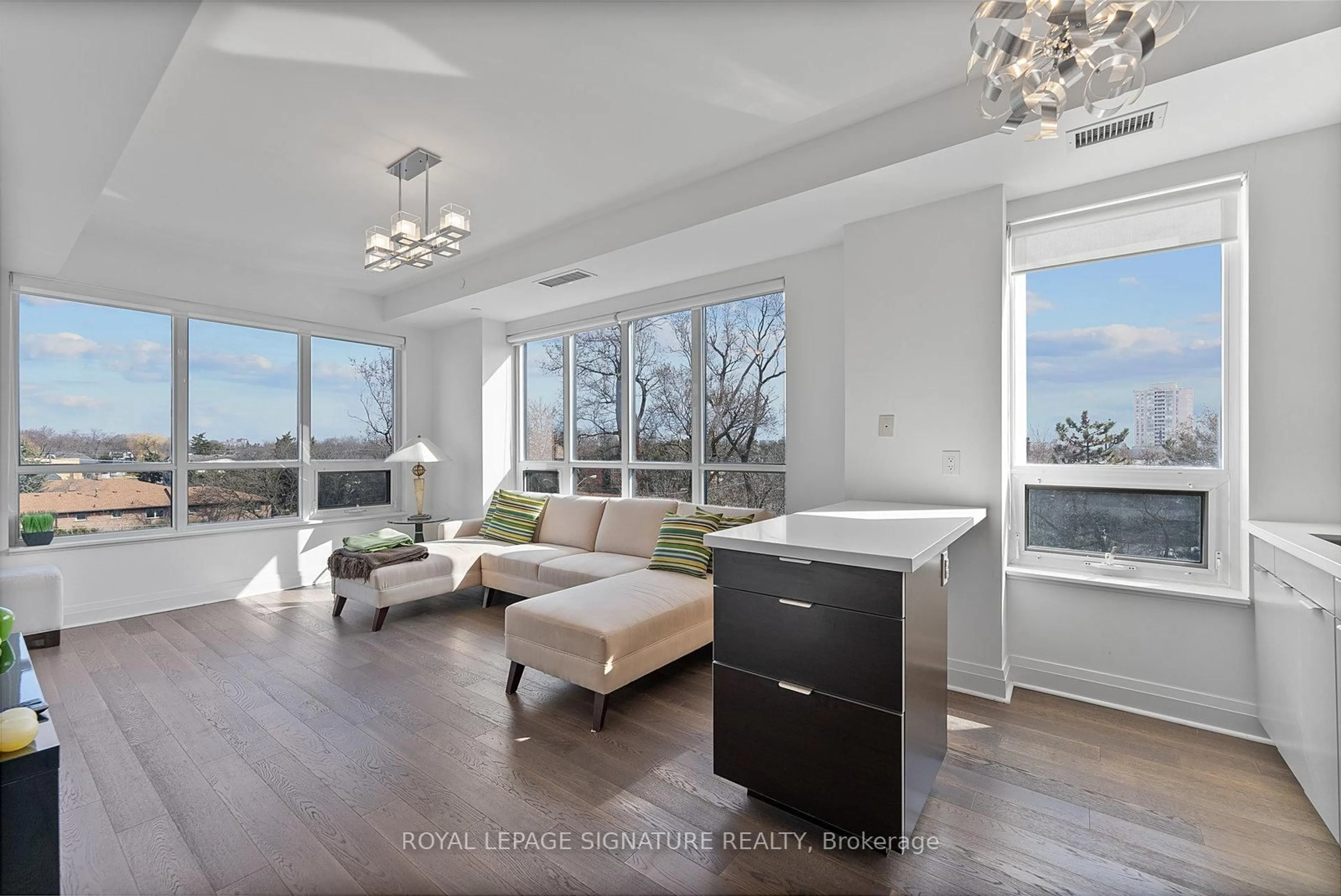Living room with furniture, unknown for 399 Spring Garden Ave #321, Toronto Ontario M2N 3H6