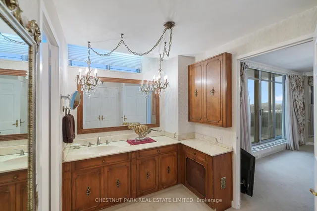 Additional property image - 2600 Bathurst St Unit PH 1