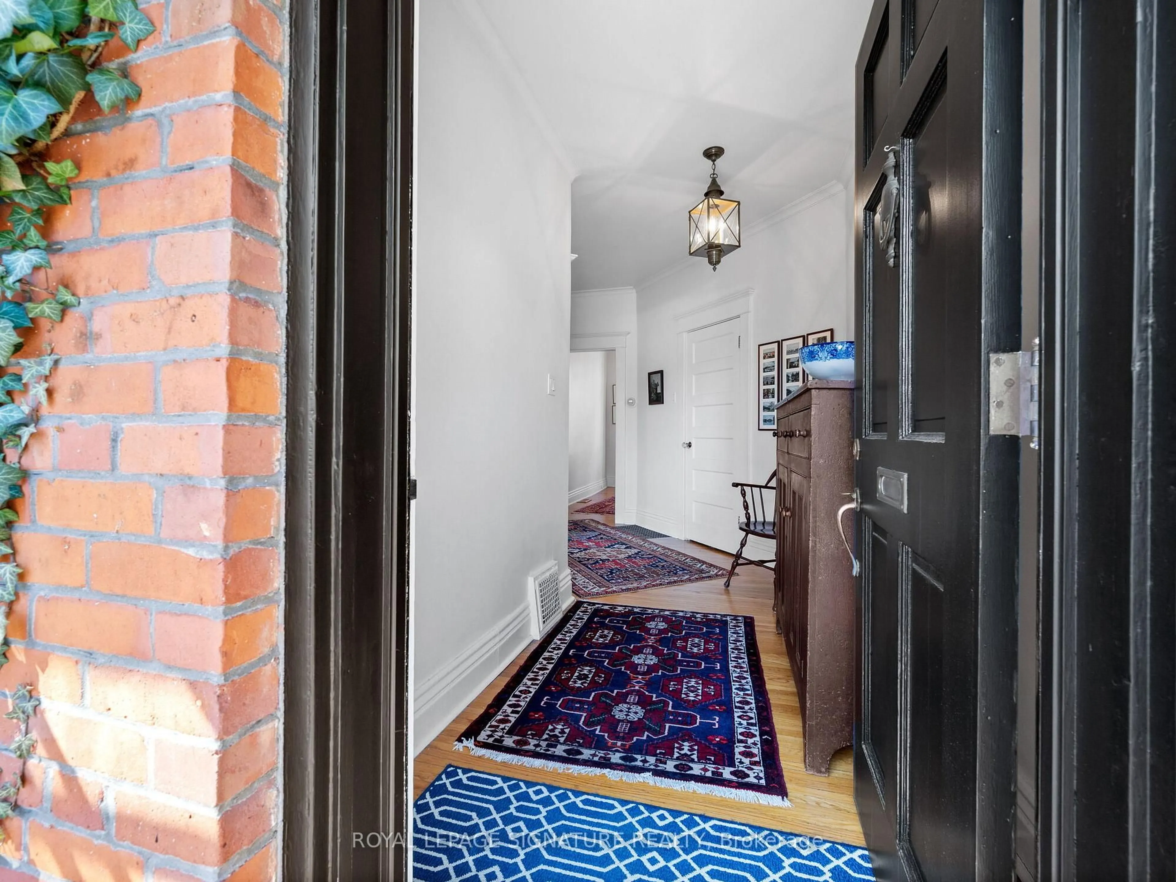Indoor entryway for 9 Baker Ave, Toronto Ontario M4V 2A9
