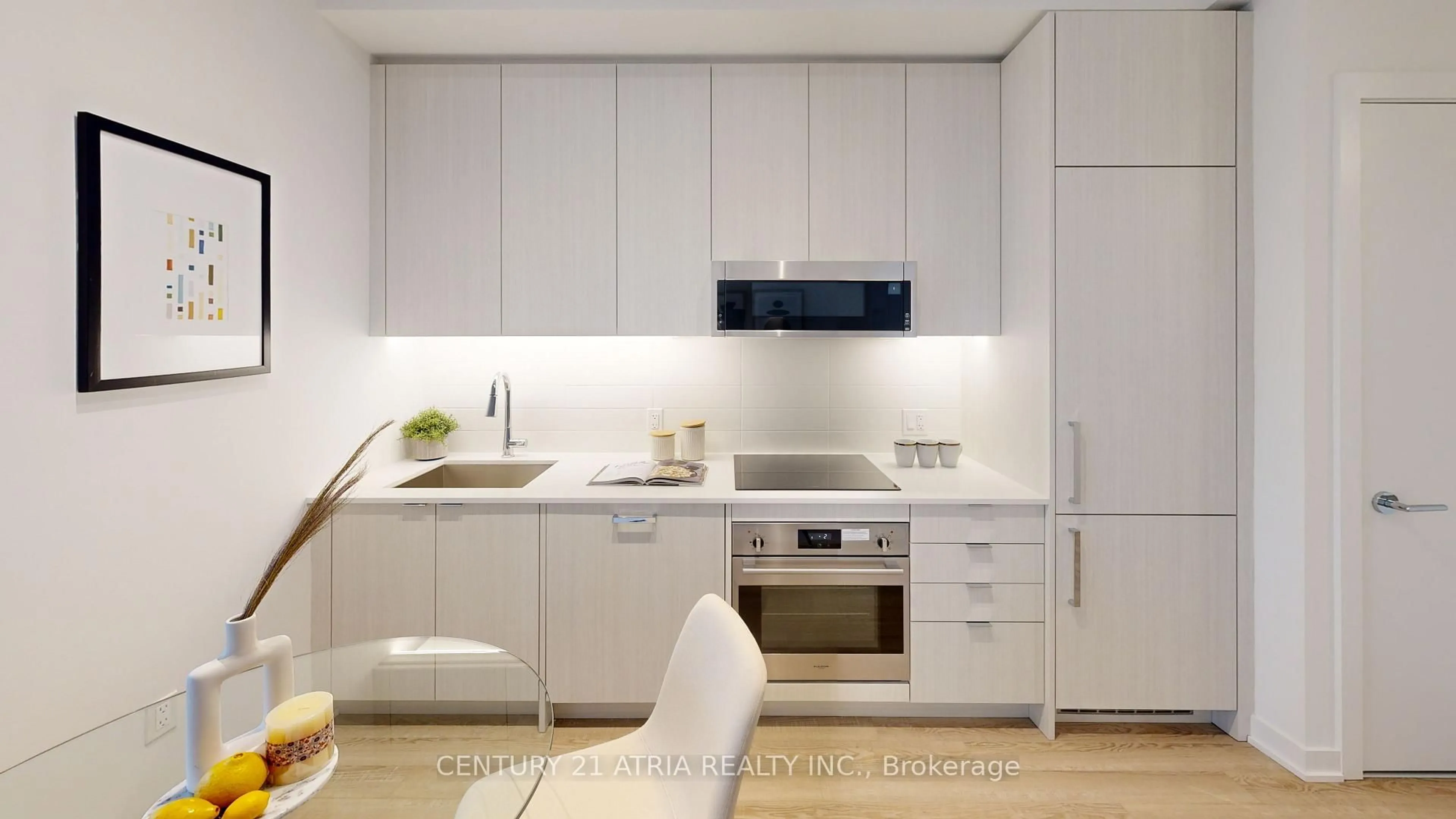Standard kitchen, unknown for 250 Lawrence Ave #605, Toronto Ontario M5M 1B1