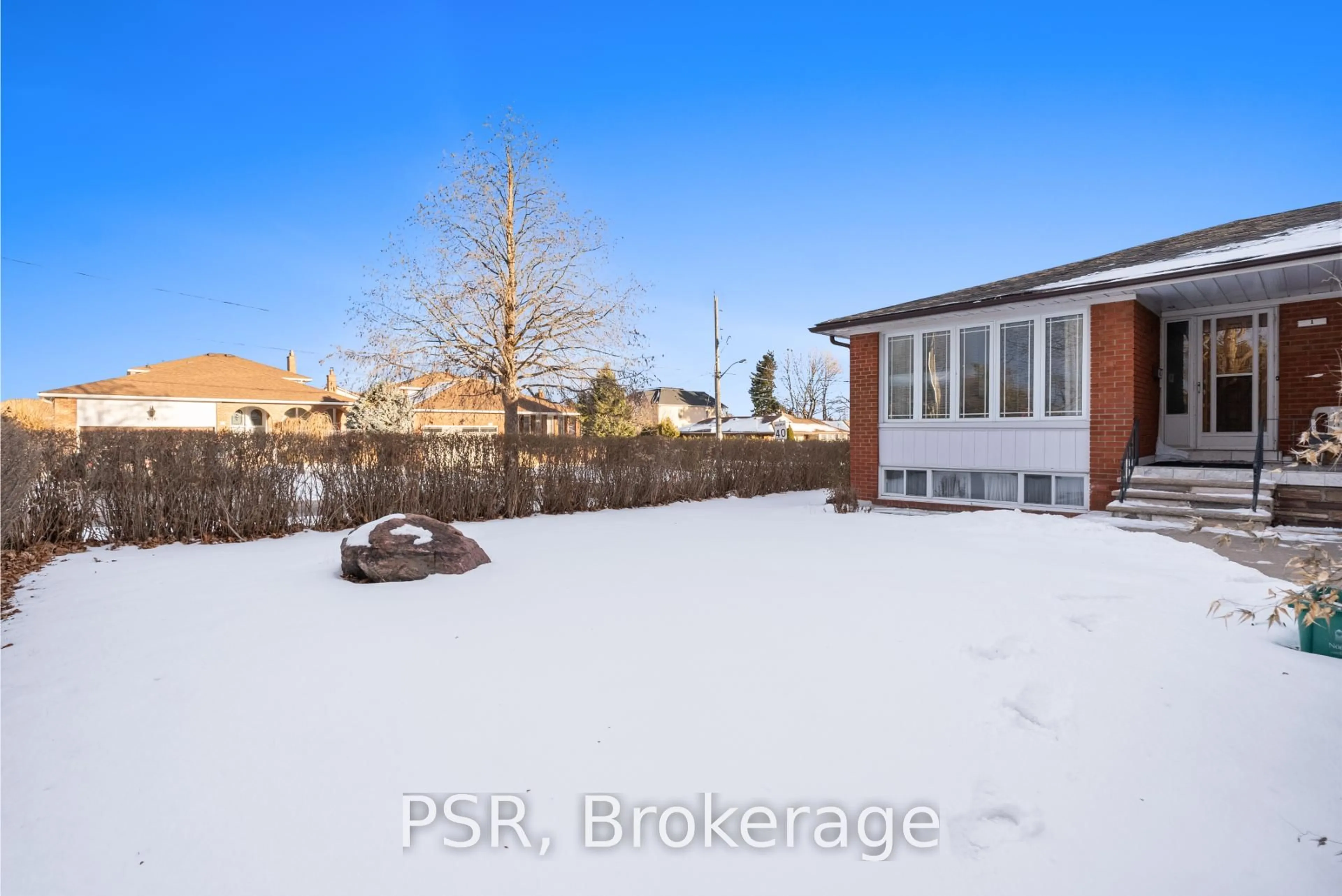 Patio, street for 1 Salinger Crt, Toronto Ontario M2J 3R8