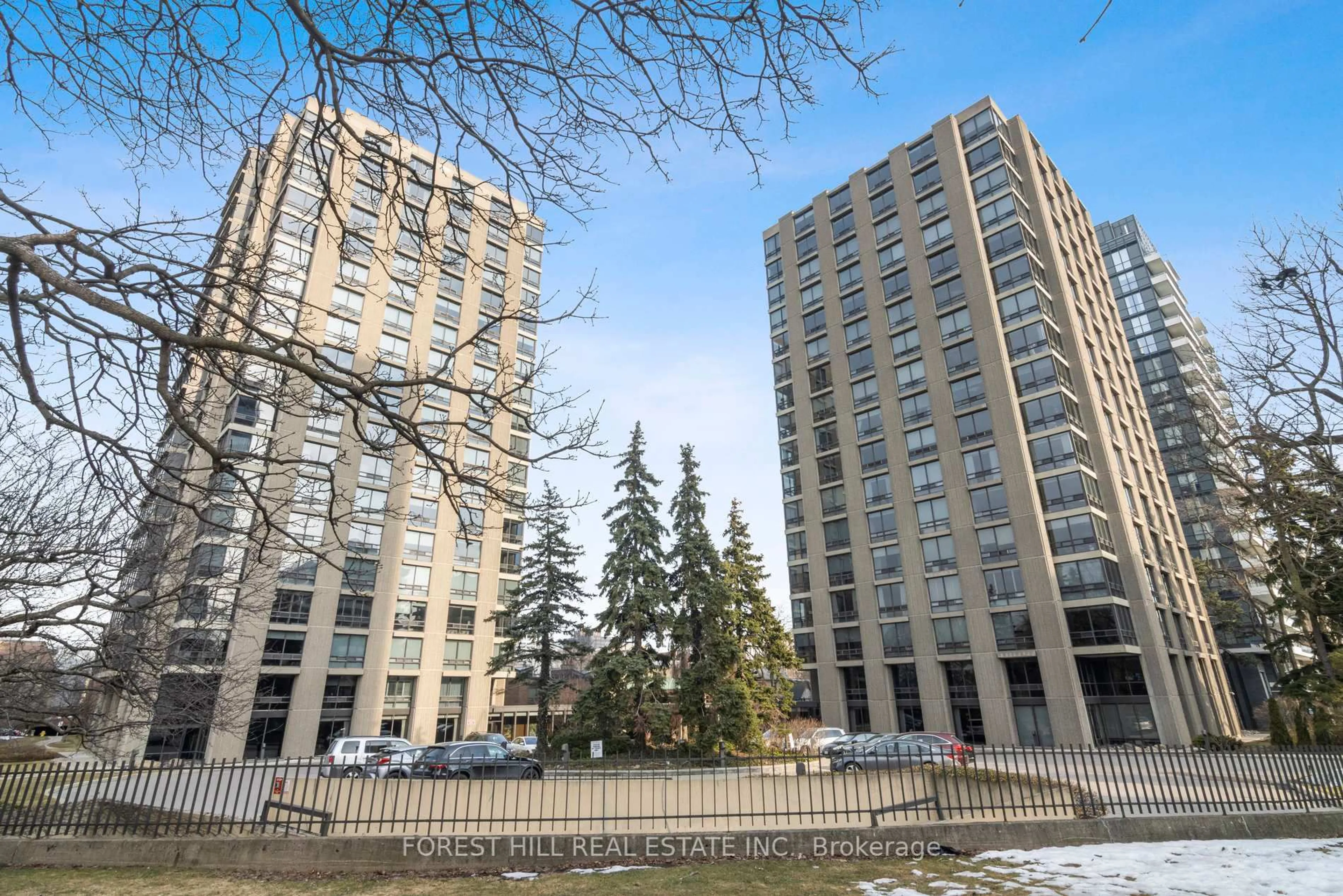 Patio, unknown for 619 Avenue Rd #1102, Toronto Ontario M4V 2K6