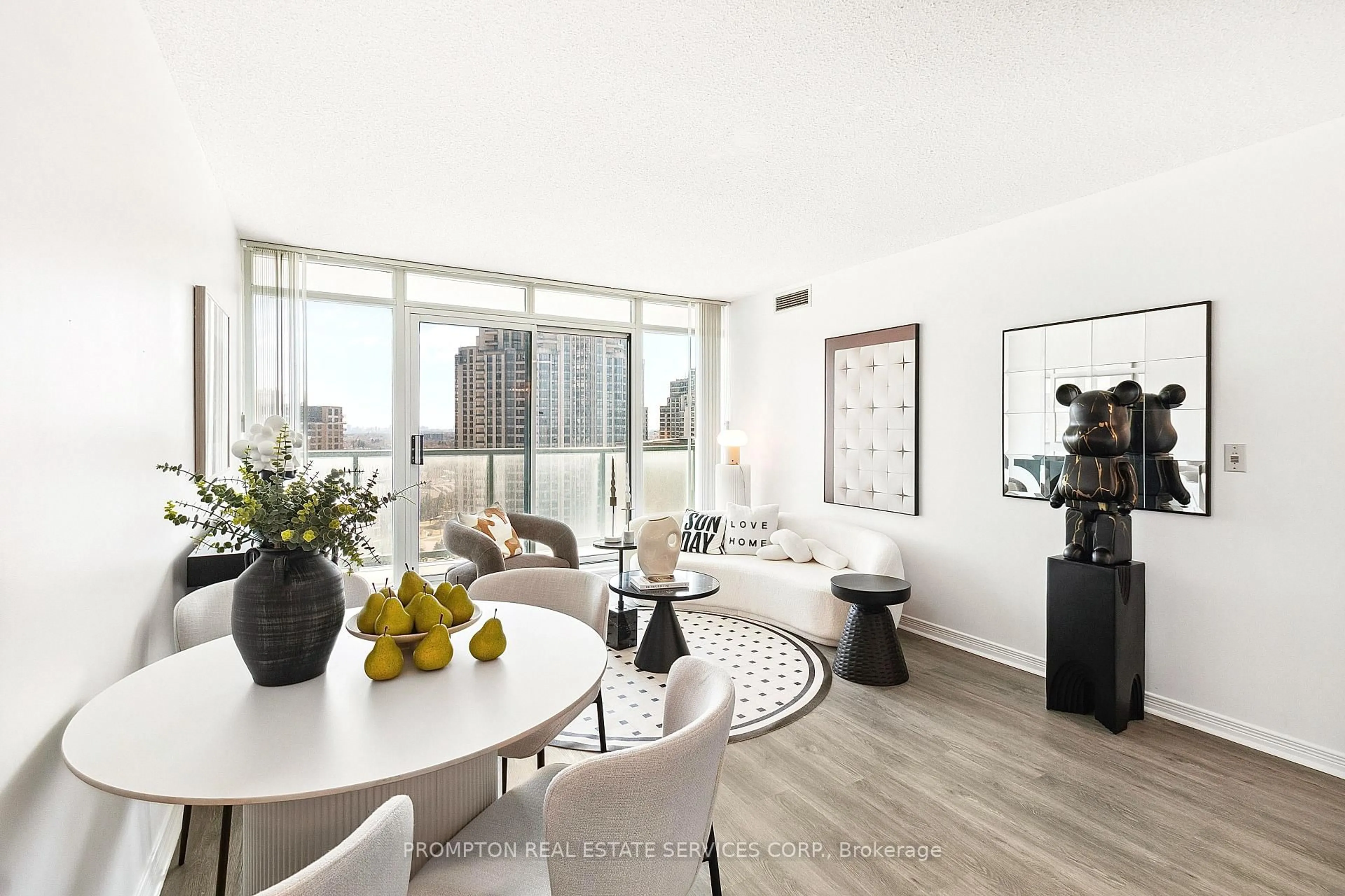 Living room with furniture, unknown for 5500 Yonge St #1905, Toronto Ontario M2N 7L1