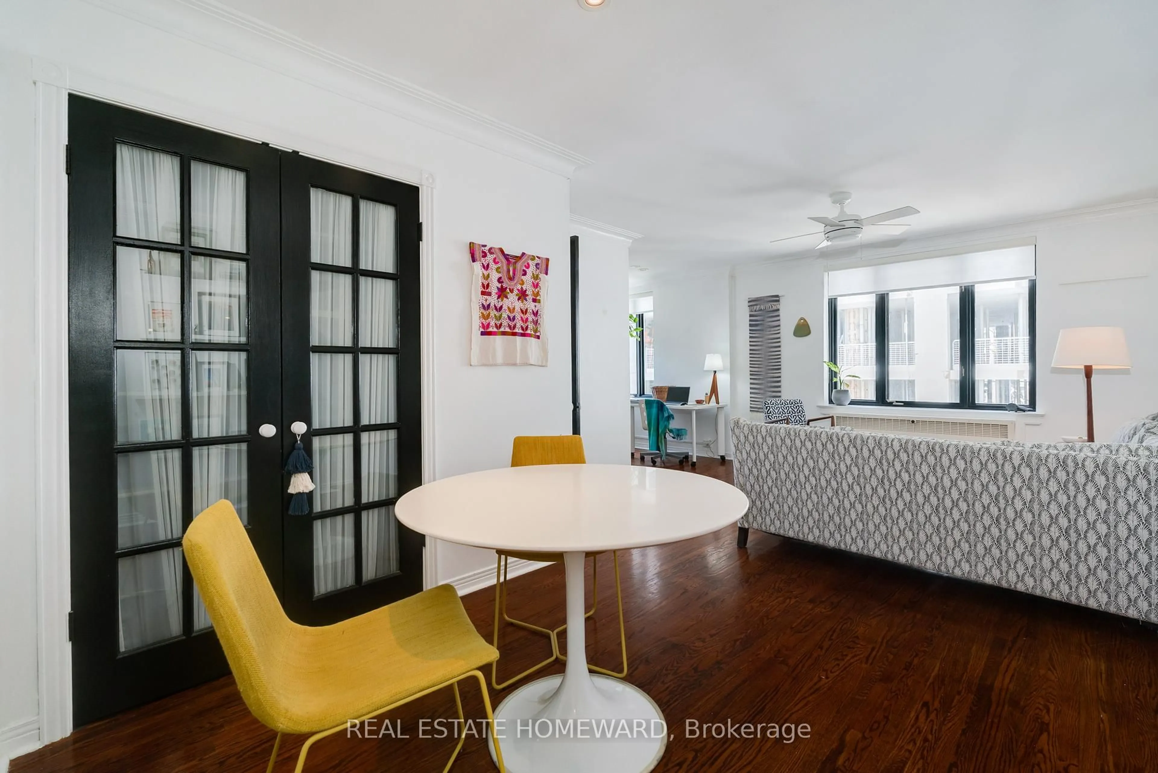 Unknown for 150 Farnham Ave #406, Toronto Ontario M4V 1H5