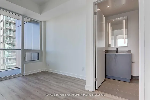 Additional property image - 135 East Liberty St Unit 1005