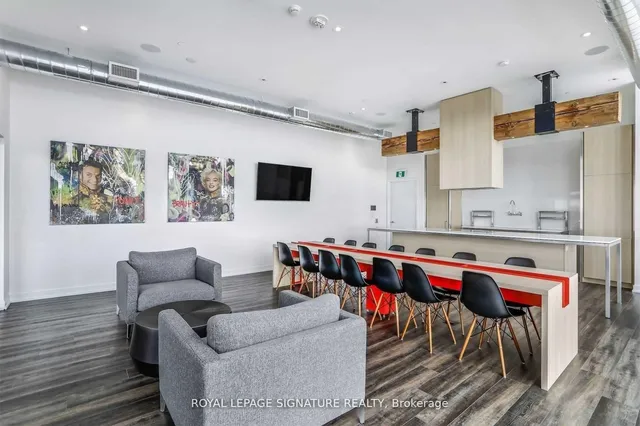 Additional property image - 135 East Liberty St Unit 1005